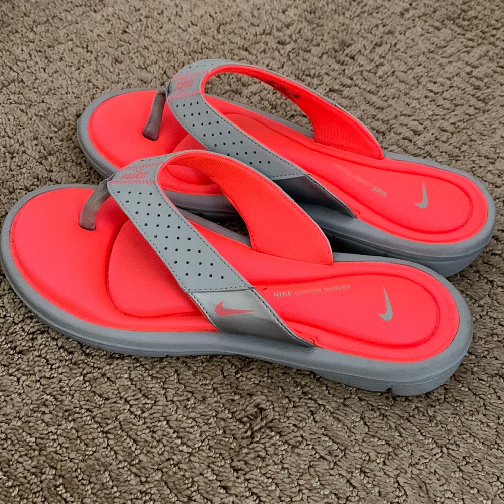 Nike Women’s Ultra Comfort flip flops